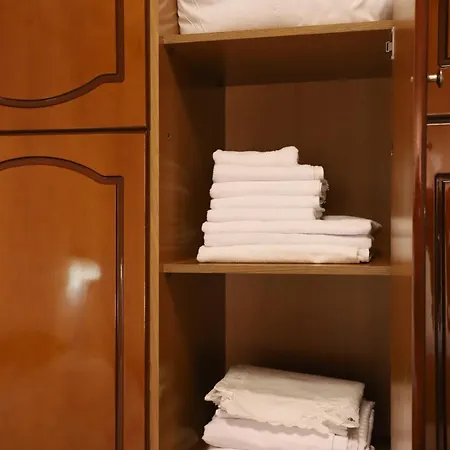 Apartament Besa's