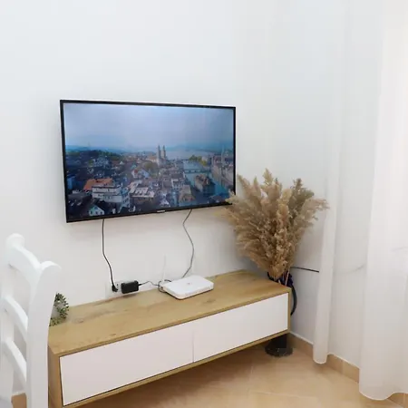 Besa's Apartament Berat